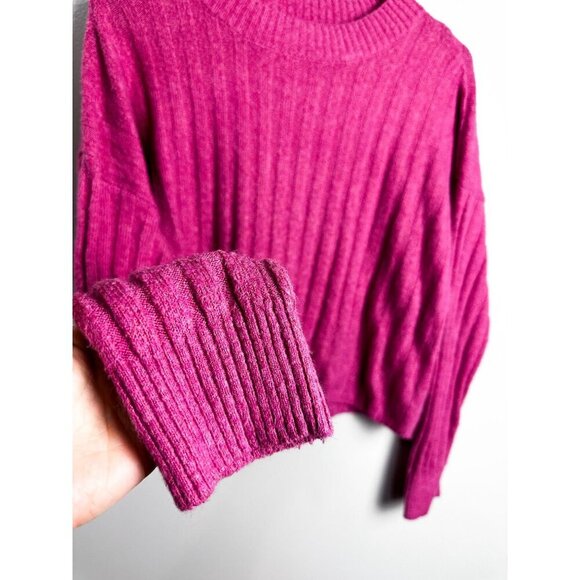 American Eagle Crewneck Ribbed Cropped Sweater Pink Womens XS - Picture 3 of 7